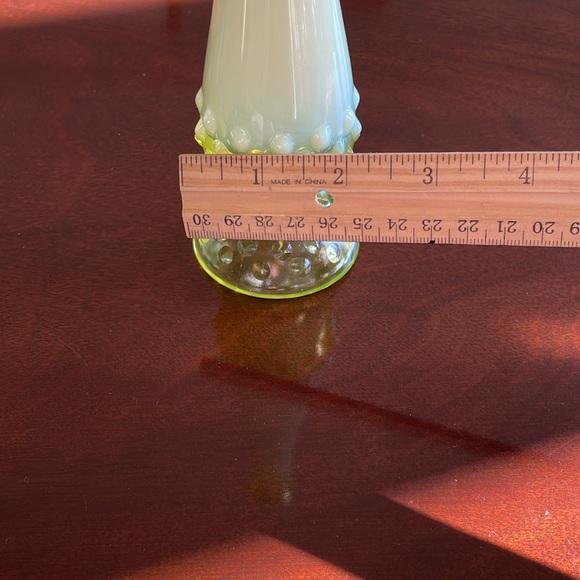 Fenton topaz hobnail 8 inch bud vase - Picture 8 of 8